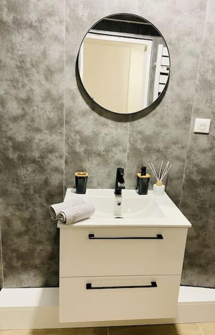 Calme & Cosy, A 2 Pas Du Centre Apartment Avize Exterior photo